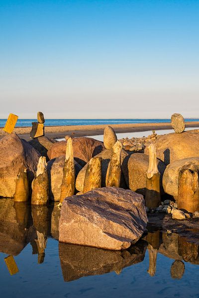 Buhnen an der Küste der Ostsee bei Kühlungsborn von Rico Ködder