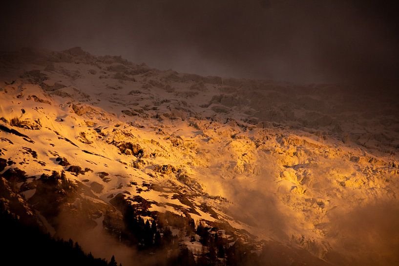 Eis im Feuerschein von Johangorissenfotografie