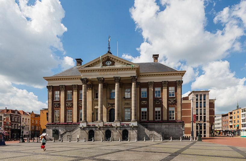 Hôtel de ville de Groningue sur De Grote Markt, Pays-Bas par Martin Stevens