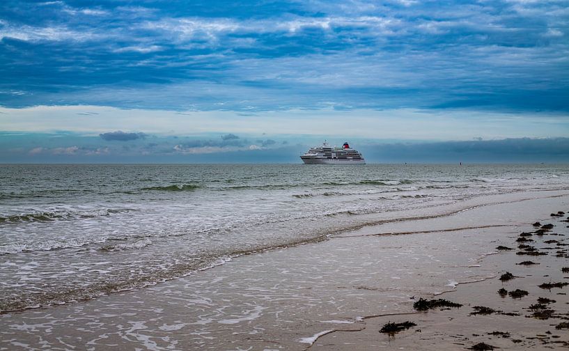 Cruise ship Ms Europa by MSP Canvas