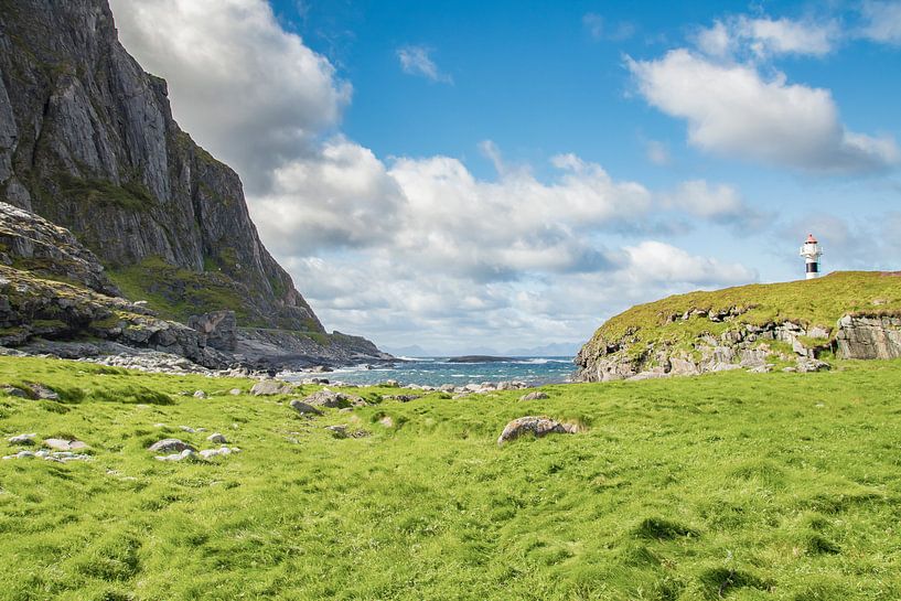 Vesteralen Norwegen Landschaft raues Meer von Evelien van der Horst