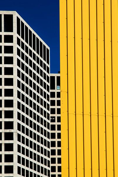 Les couleurs unies de Rotterdam par Ilya Korzelius