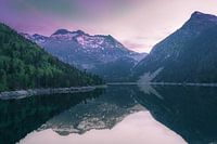 Der Spiegelsee in den Bergen