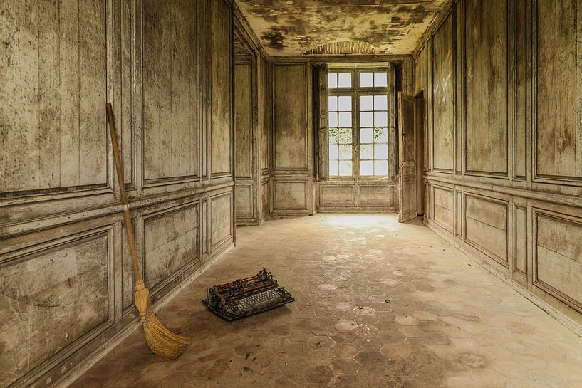 Château des Singes Urbex by Patrick Löbler