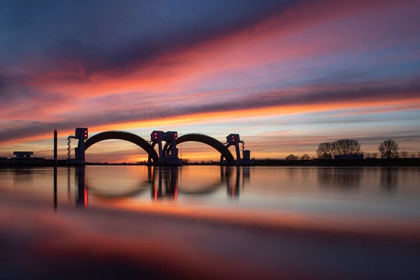 Maurik hydropower plant and Amerongen dam complex by Peter Haastrecht, van
