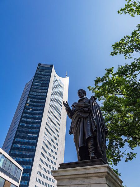 Albrecht Thaer Denkmal und Panorama Tower in der Stadt Leipzig von Rico Ködder