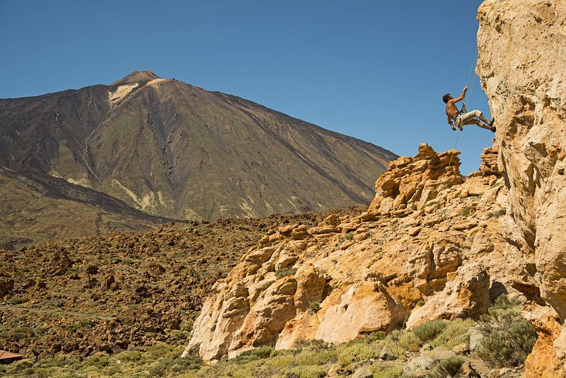 Piedras Amarillas by Walter G. Allgöwer