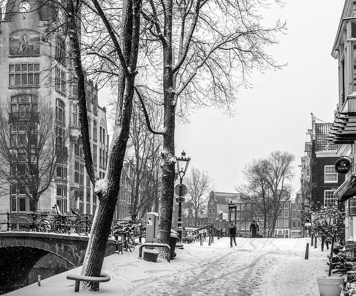 Leliegracht à Amsterdam dans la neige et sans voitures par Suzan Baars
