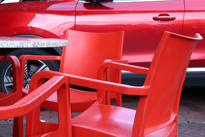 Rouge dans la rue par Cobi de Jong