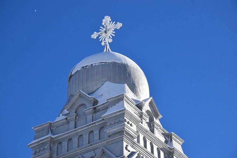 Le clocher de l'église en hiver par Claude Laprise