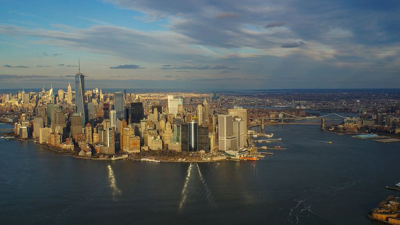 New York City - La Grosse Pomme avec de nombreux gratte-ciel vus d'en haut par adventure-photos