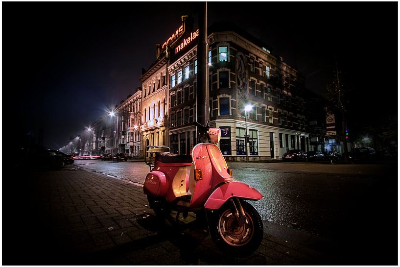 Pink scooter by Henk Langerak