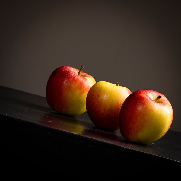 Three apples by Marian Waanders