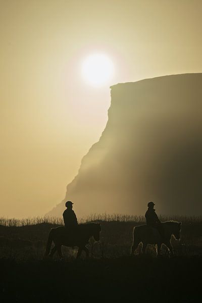 Coucher de soleil et chevaux en Islande par Caroline Guerain