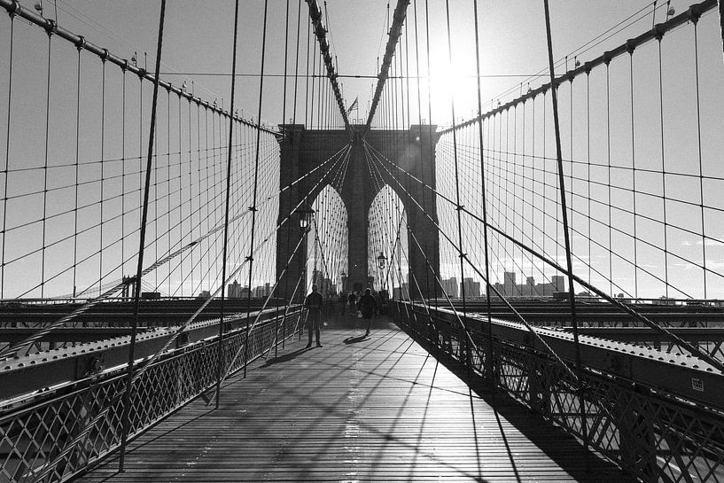 Le pont de Brooklyn en noir et blanc par swc07