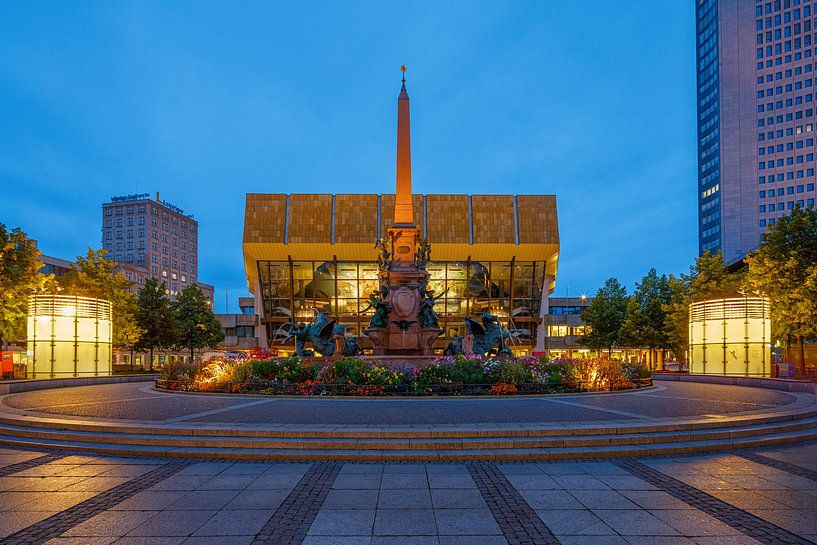 Mendebrunnen Fountain, Leipzig by Henk Meijer Photography