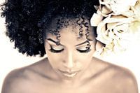 Schöne afrikanische Frau