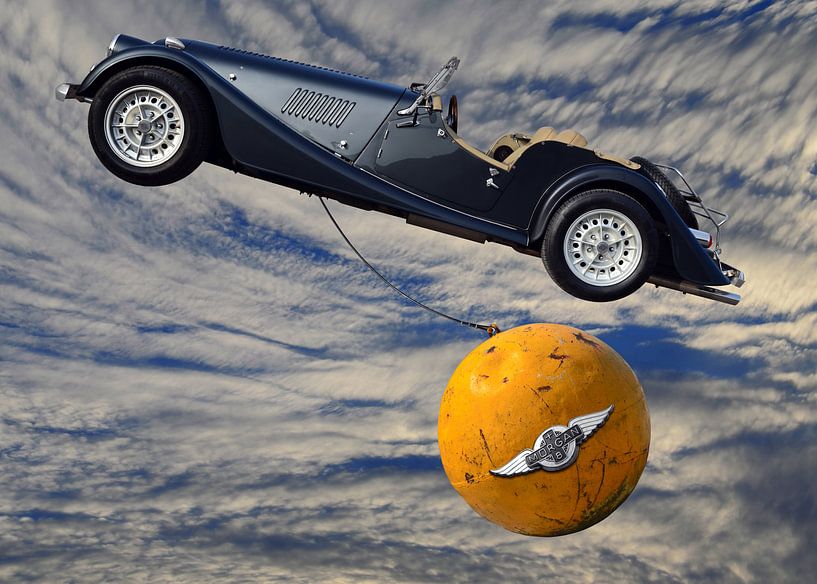 Morgan Plus 8 in the air von aRi F. Huber