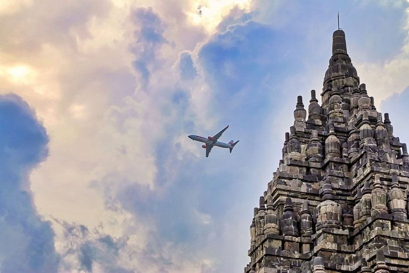 Lion Air über Prambanan von Eduard Lamping