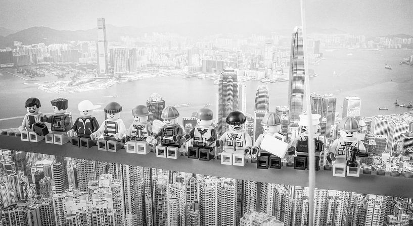 Lunch atop a skyscraper Lego edition van Marco van den Arend