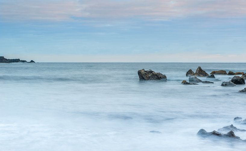 Rocks on the coast of El Golfo, Lanzarote island. Spain. par Carlos Charlez