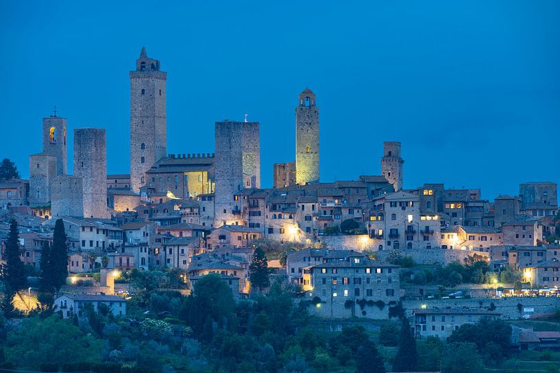 San Gimignano, Tuscany, Italy by Walter G. Allgöwer