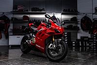 Ducati Panigale V4S