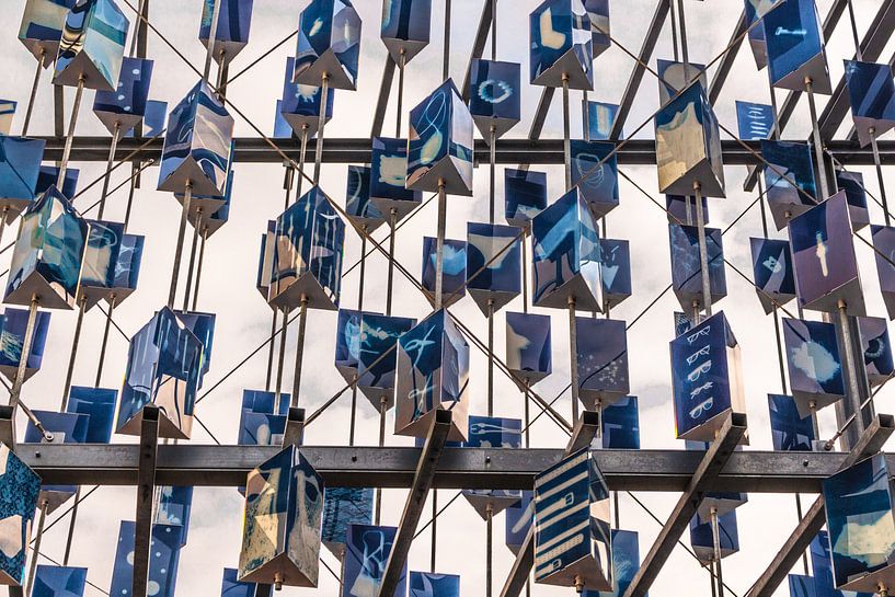 Eingangstor Albert Cuypmarkt - Kunstwerk von Overtreders W in Amsterdam von Bart Veeken