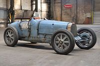 Bugatti 35B avec emblème