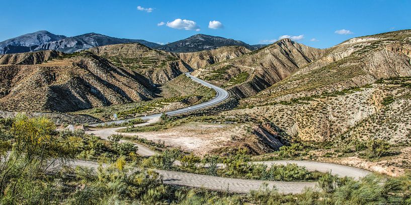 Bergweg aan de zuidkant van de Sierra de Cazorla von Harrie Muis
