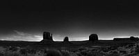 Stars above Monument Valley (XXL)