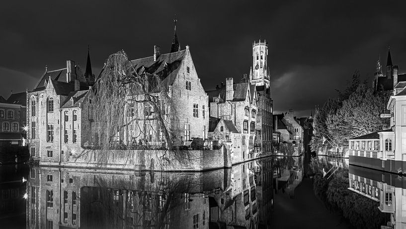 The Rozenhoedkaai in Black-White, Bruges by Henk Meijer Photography