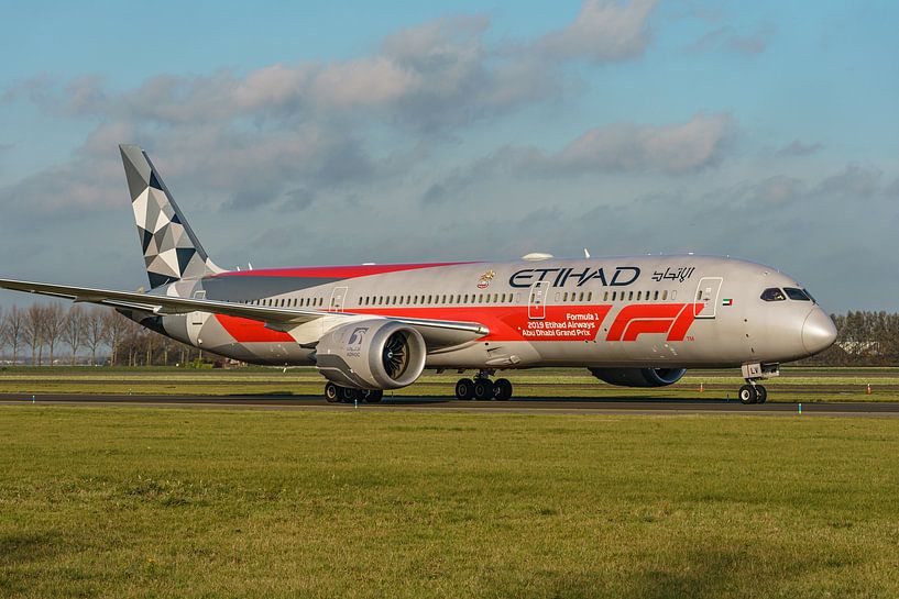 Etihad Boeing 787 Dreamliner Abu Dhabi Grand Prix Livery. by Jaap van den Berg