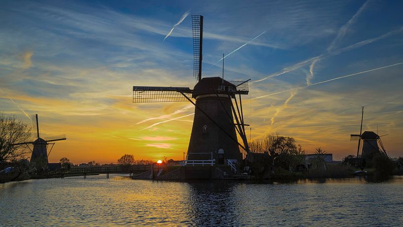 Prachtig Nederland, op de Kinderdijk von Roy Poots