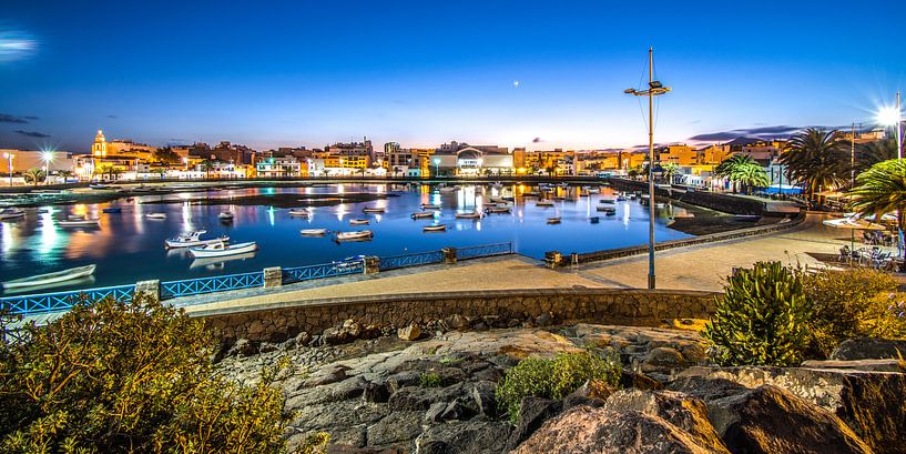 De oude haven van Arrecife, Lanzarote, Canarische Eilanden. par Harrie Muis
