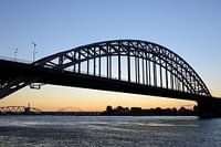 Waalbrug bij Nijmegen