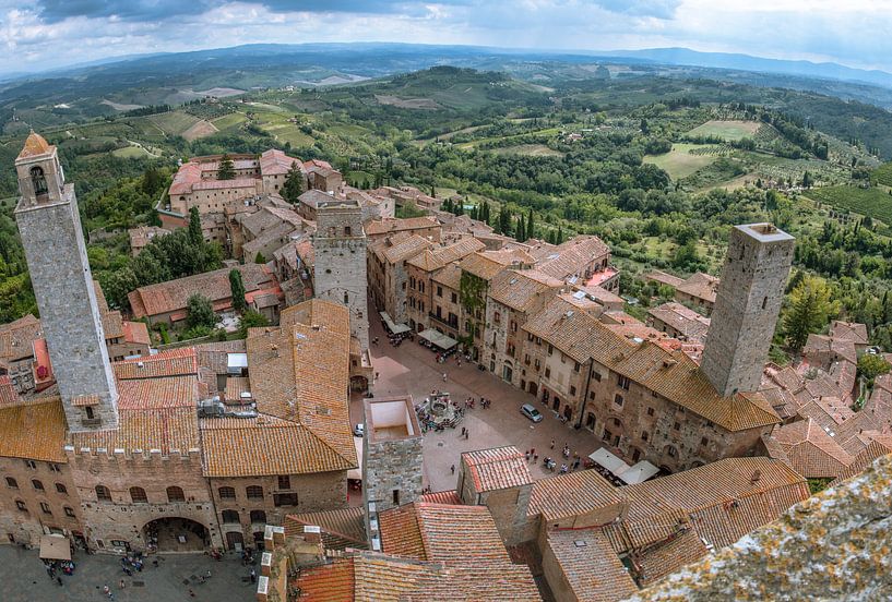 San gimignano by Jelmer Laernoes
