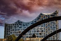 Elbphilharmonie vom Kai aus