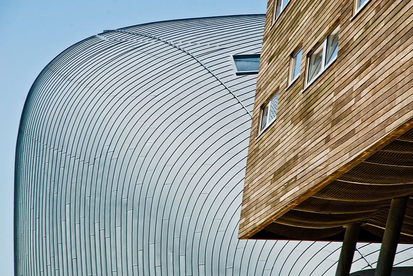 Clean lines in Almere by Tammo Strijker