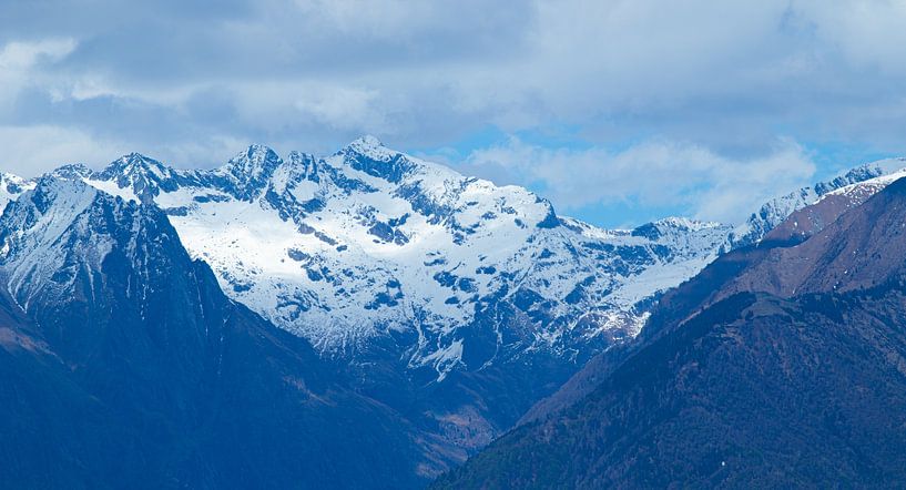 Piz Cengalo, Comer See, Italien von Nynke Altenburg