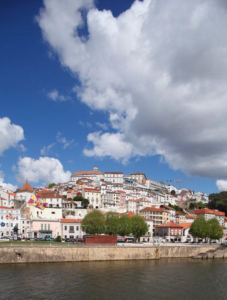 Vieille ville, Coimbra, Portugal par Torsten Krüger