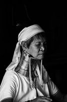 Femme au long cou au Myanmar