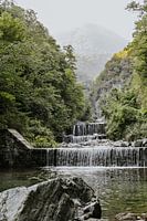 Schöne Wasserfälle in Domaso am Comer See Italien