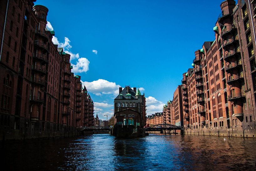 Wasserschloß im Fleet von Norbert Sülzner