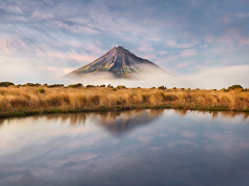 Mount Taranaki II von Rainer Mirau