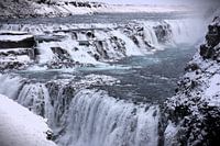 Isländischer Wasserfall