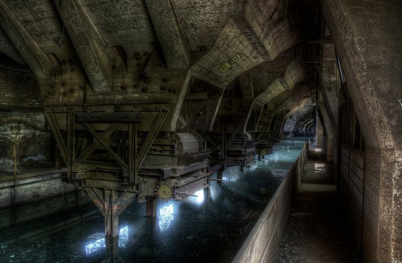 heavy metal by Richard Driessen