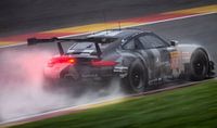 Porsche 911 GT3RS2 mit Regen auf Spa-Francorchamps während wec6hofspa