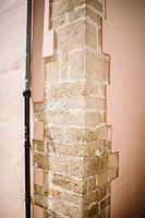 Roze stenen muur Benissa, Spanje