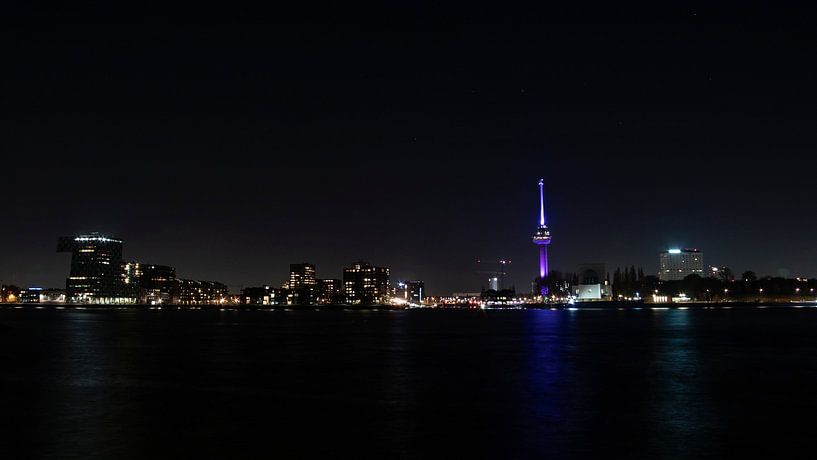 Euromast-Horizont Rotterdam bei Nacht von Customvince | Vincent Arnoldussen